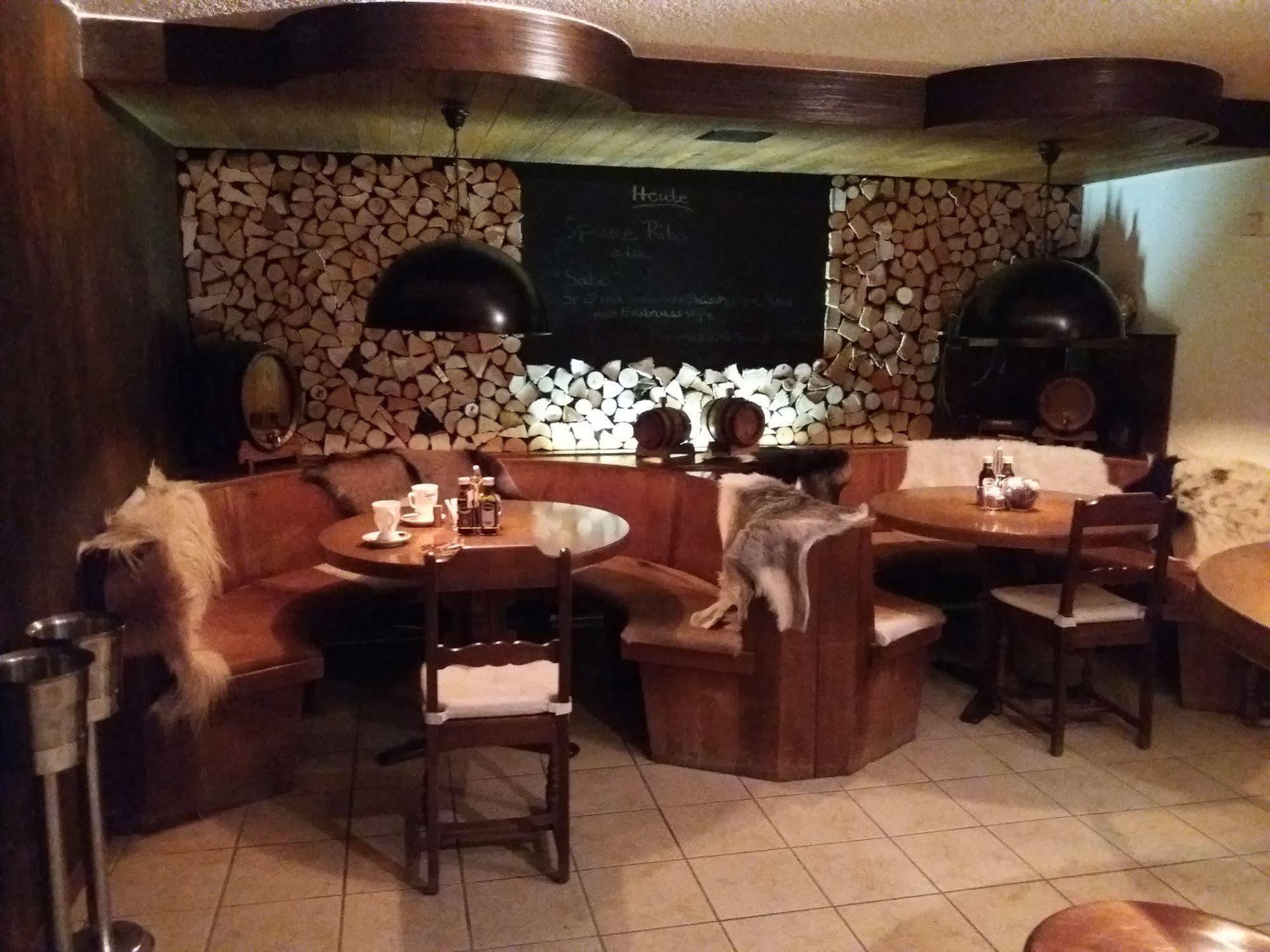 Hotel Schmitta Fiesch Extérieur photo